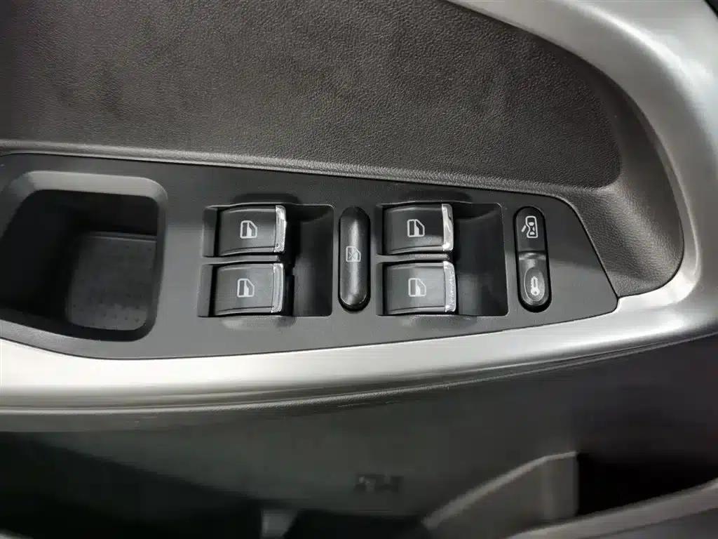 Chery Tiggo 5 2016 2.0L CVT Family Edition — миниатюра 9