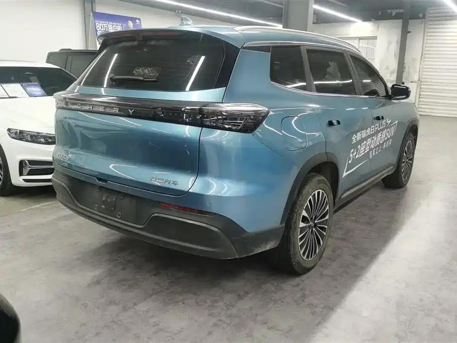 Chery Tiggo 8 PLUS C-DM 2025 1.5T 116km/h Premium 5-seater — миниатюра 3