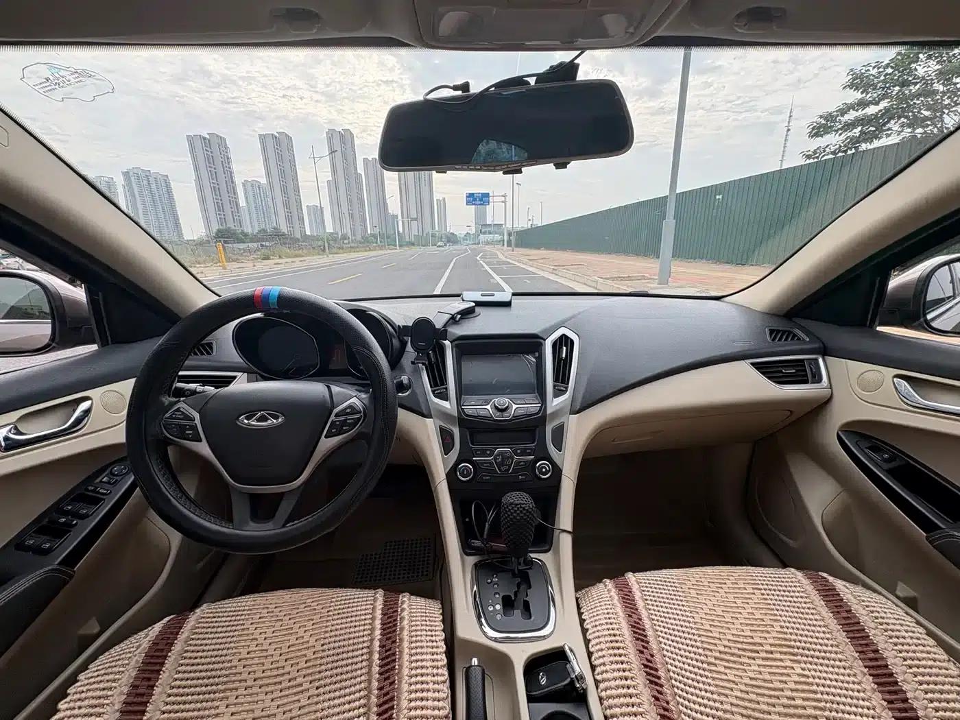 Chery Arrizo 7 2015 1.6L CVT Premium Edition — миниатюра 5