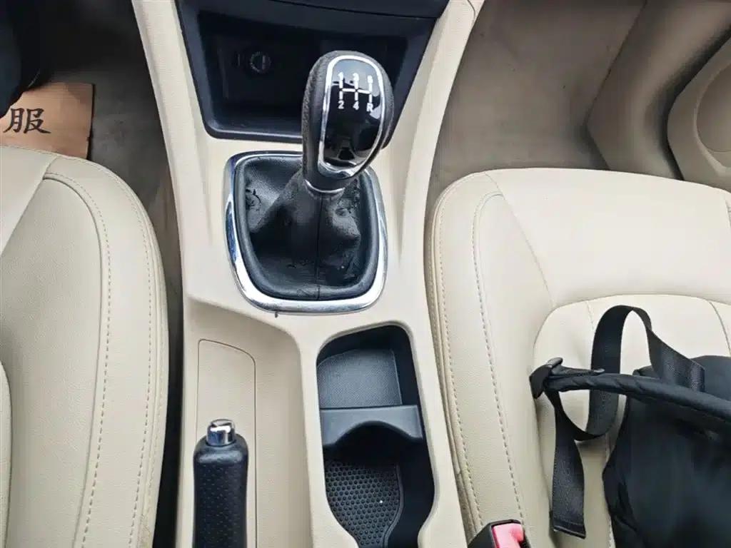 Chery Arrizo 7 2015 1.6L Manual Elite Edition — миниатюра 14