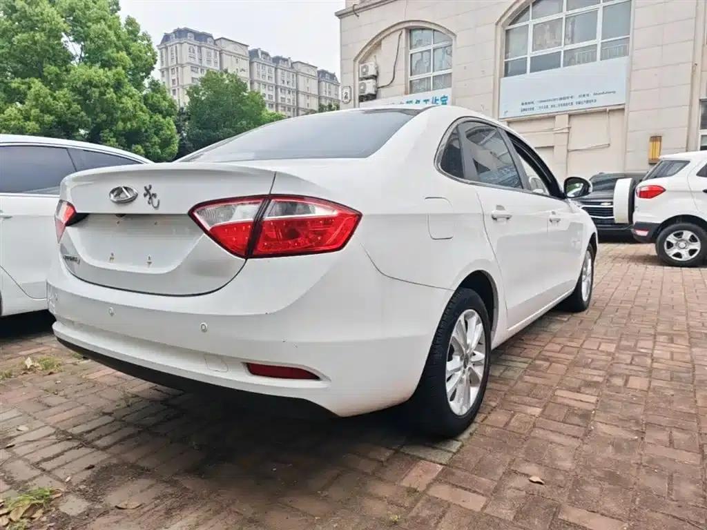 Chery Arrizo 7 2015 1.6L Manual Elite Edition — миниатюра 7