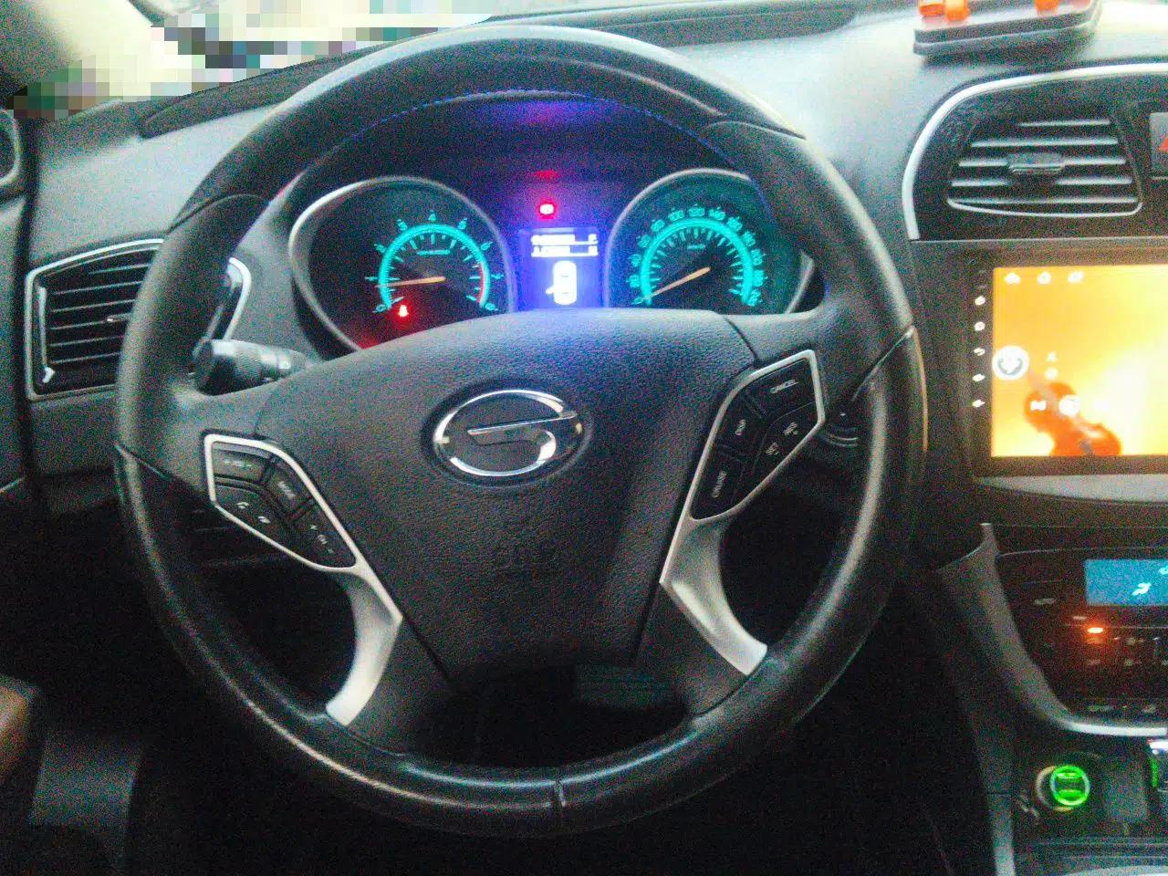 GAC Trumpchi GS5 Super 2015 2.0L Automatic Two-Wheel Drive Luxury Navigation Edition — миниатюра 11
