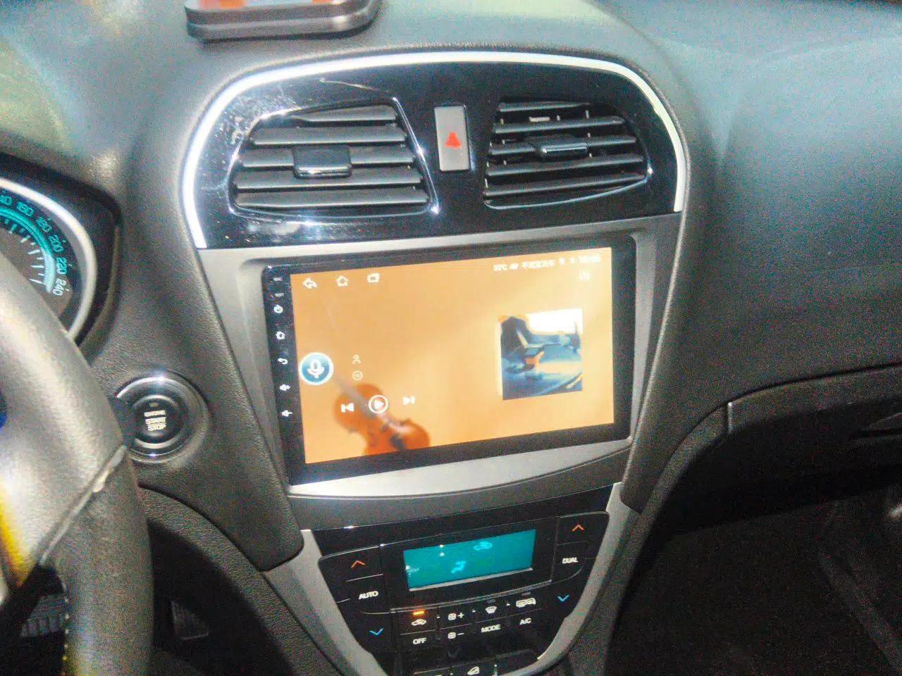 GAC Trumpchi GS5 Super 2015 2.0L Automatic Two-Wheel Drive Luxury Navigation Edition — миниатюра 14