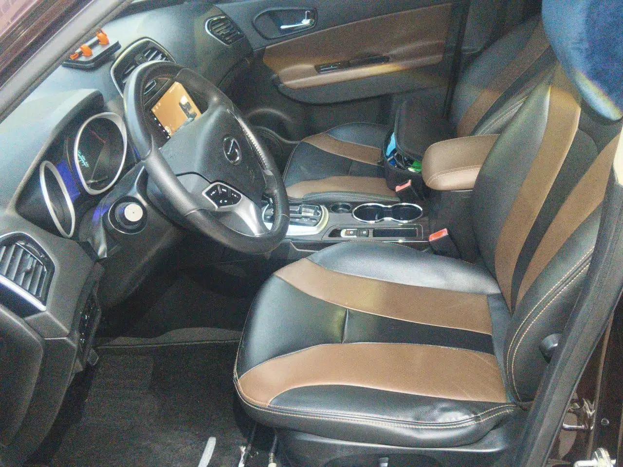 GAC Trumpchi GS5 Super 2015 2.0L Automatic Two-Wheel Drive Luxury Navigation Edition — миниатюра 16