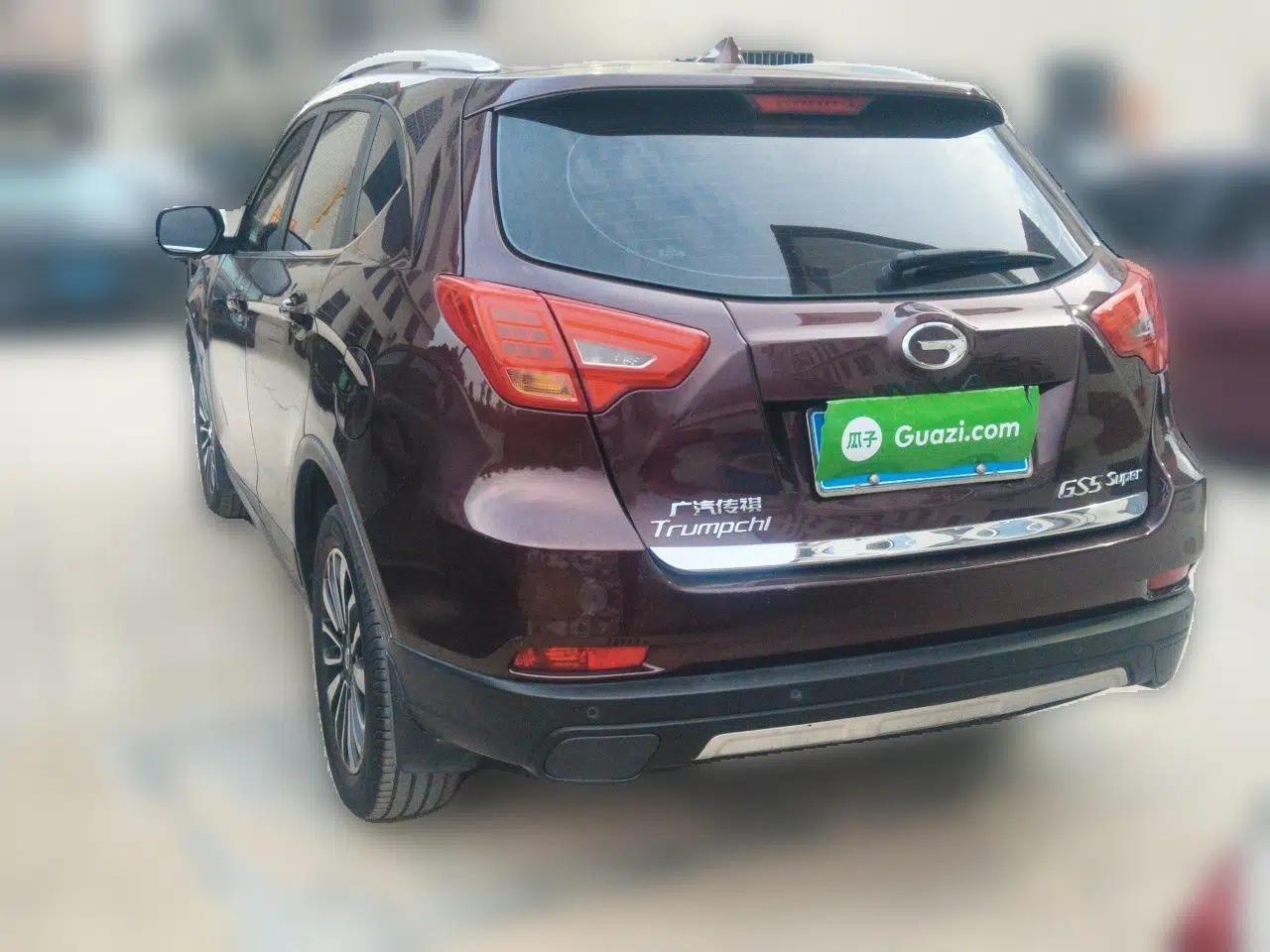 GAC Trumpchi GS5 Super 2015 2.0L Automatic Two-Wheel Drive Luxury Navigation Edition — миниатюра 4