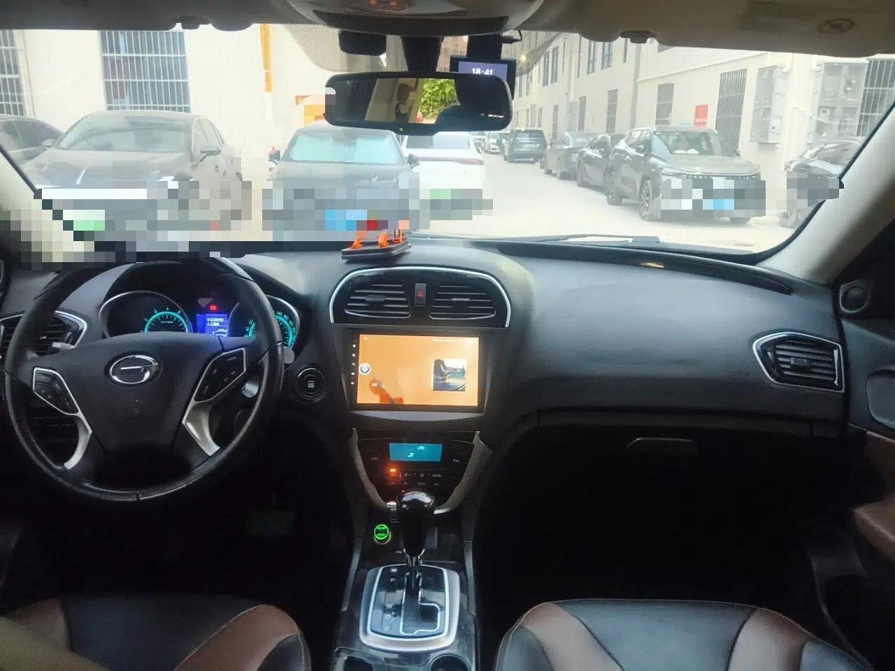 GAC Trumpchi GS5 Super 2015 2.0L Automatic Two-Wheel Drive Luxury Navigation Edition — миниатюра 10