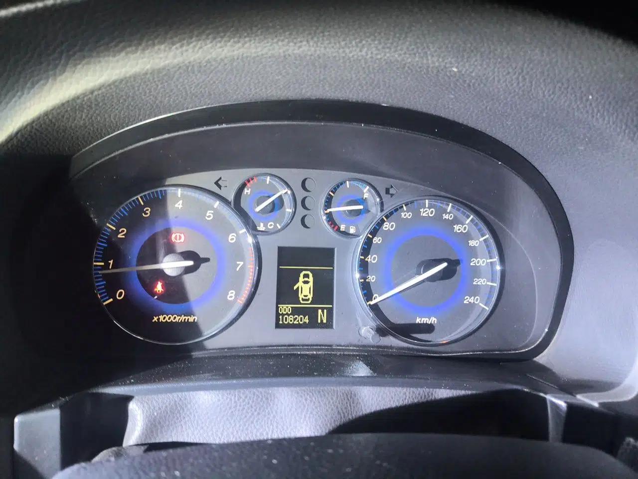 GAC Trumpchi GA5 2011 2.0L Automatic Elite Edition — миниатюра 12
