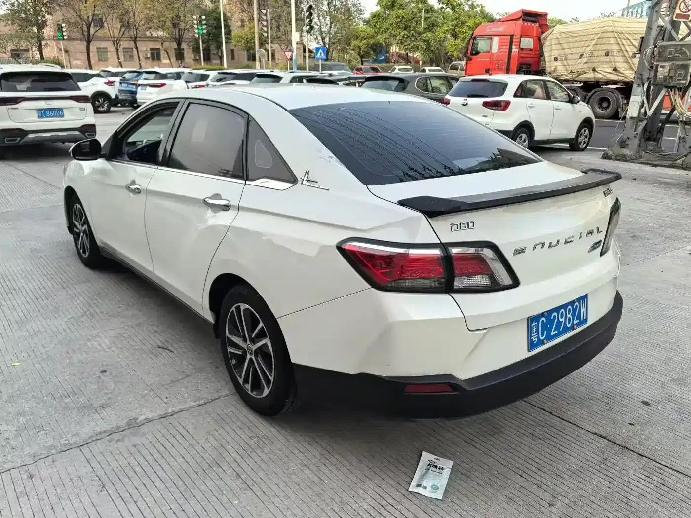 Venucia D60 2018 1.6L CVT Intelligent Elite Edition — миниатюра 7