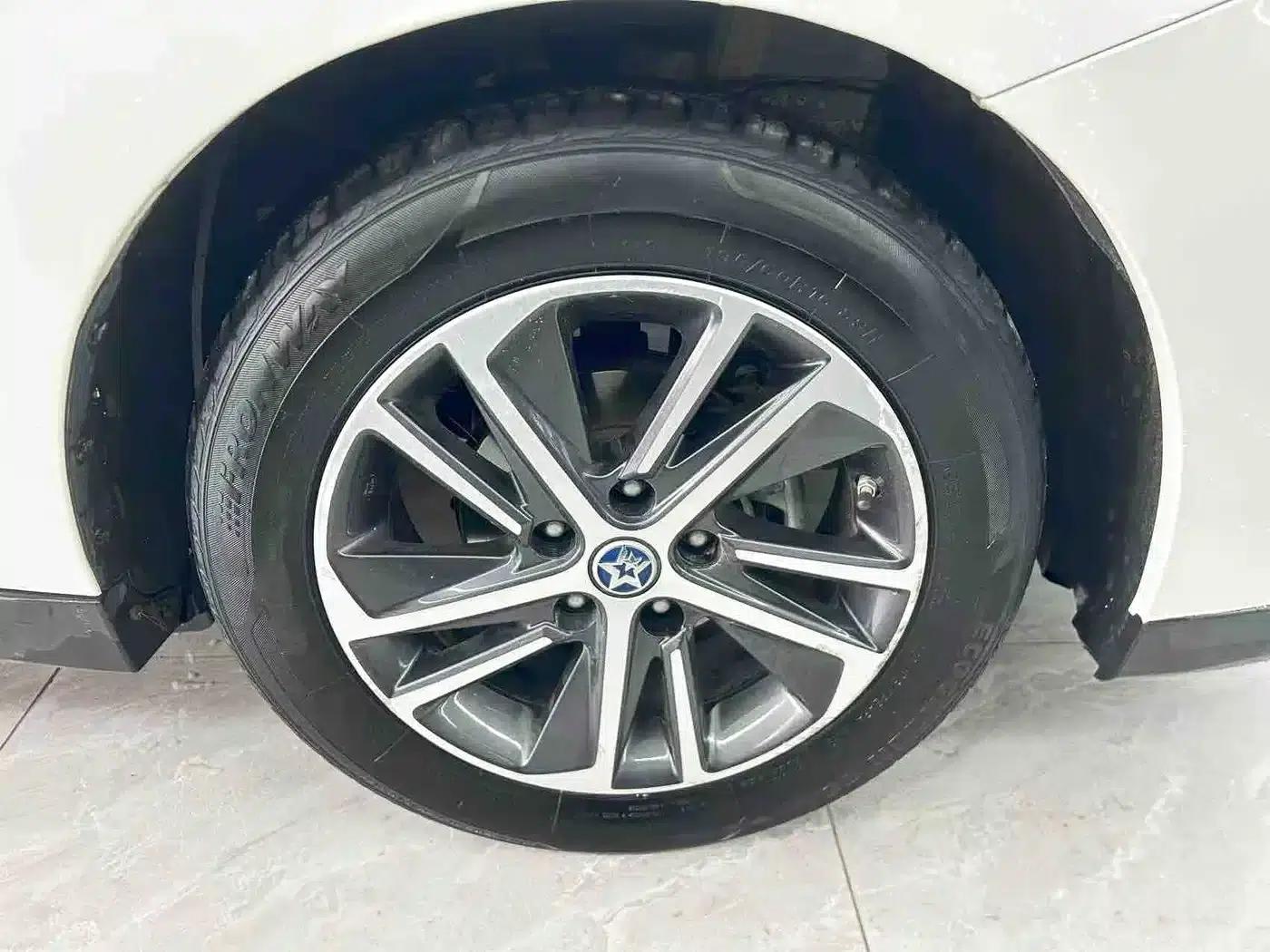 Venucia D60 2018 1.6L Manual Intelligent Elite Edition — миниатюра 20