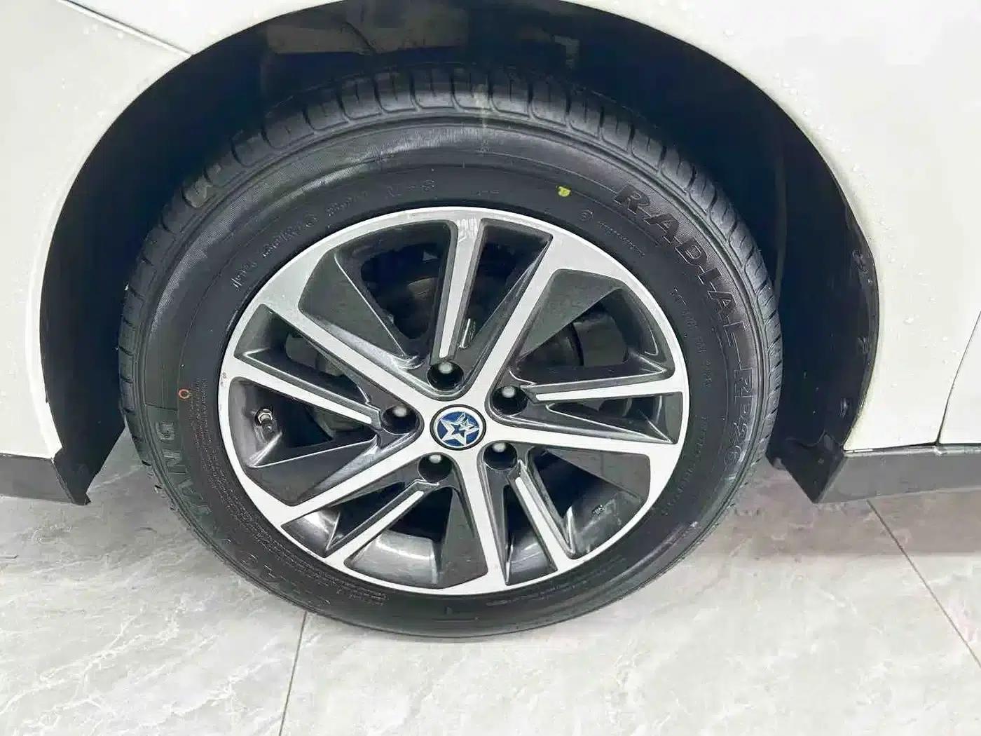 Venucia D60 2018 1.6L Manual Intelligent Elite Edition — миниатюра 21
