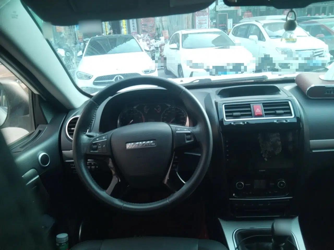 Haval H5 Classic 2016 Classic Edition 2.0T Manual 4x4 Prestige Model — миниатюра 11