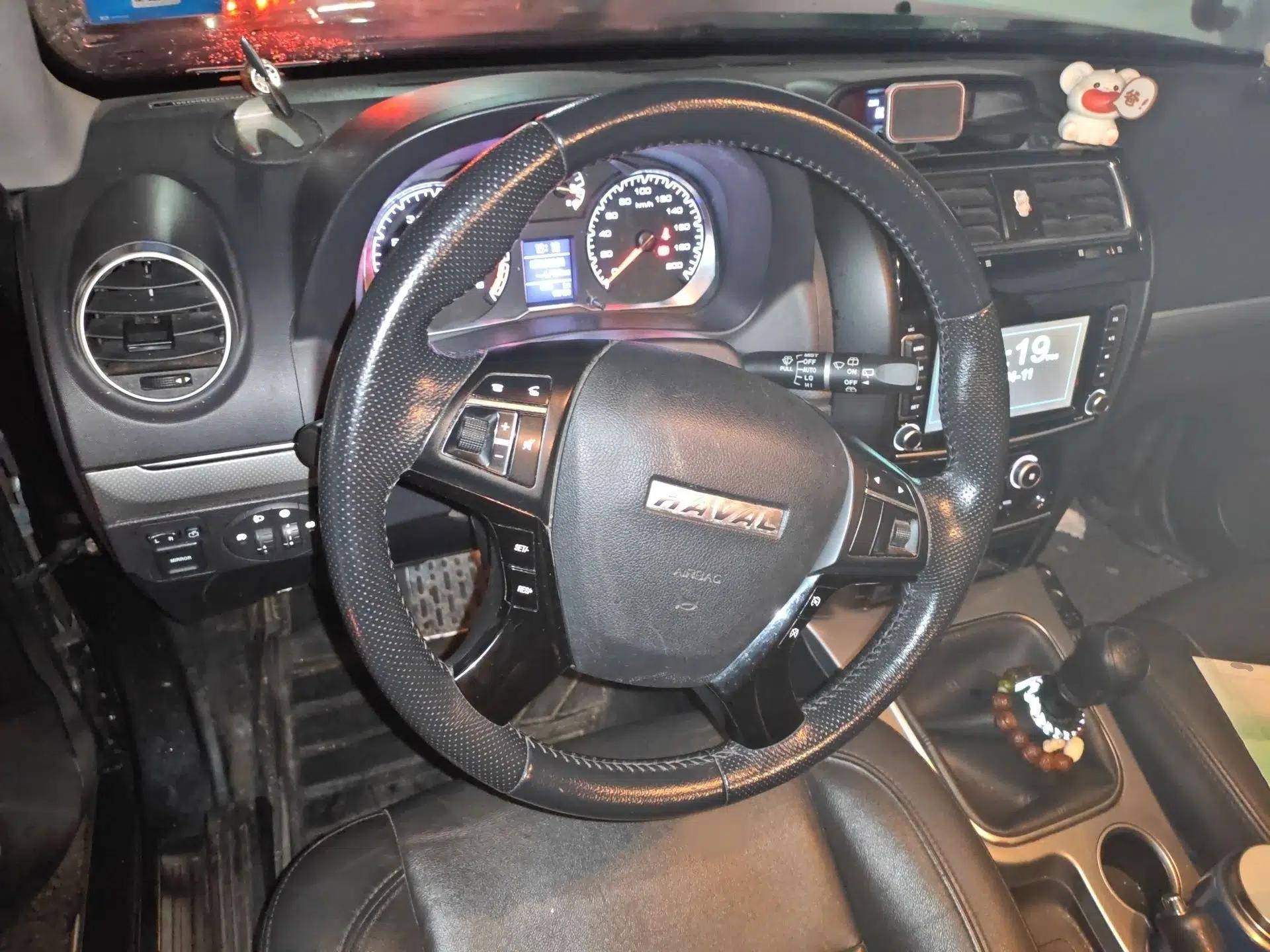 Haval H5 Classic 2018 Classic Edition 2.0T Manual 4x4 Prestige Model — миниатюра 9