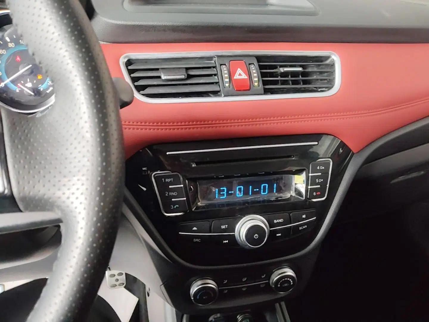 Haval H1 2015 1.5L Manual Urban Model — миниатюра 16