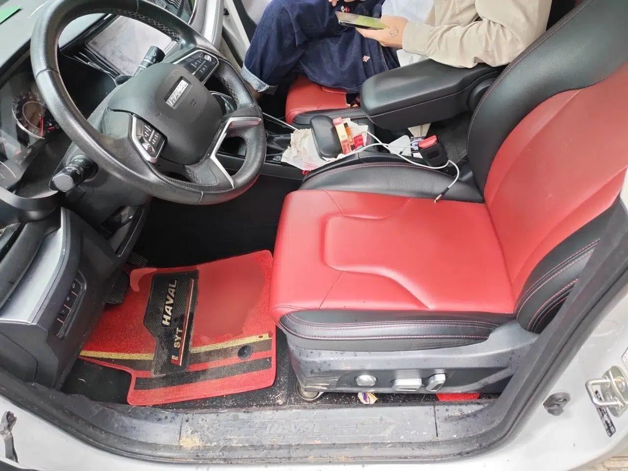 Haval H2s 2018 Red-Label 1.5T Dual-Clutch ZhiShang Model — миниатюра 14