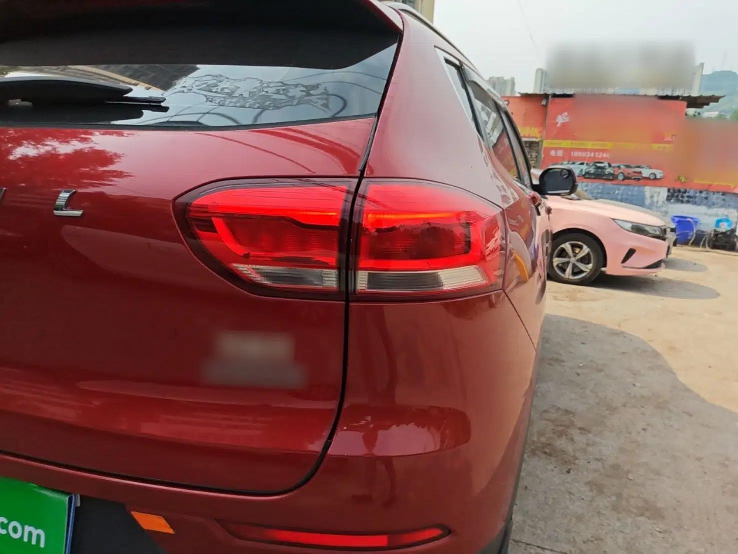 Haval H2s 2018 Red-Label 1.5T Manual Elite Model — миниатюра 8