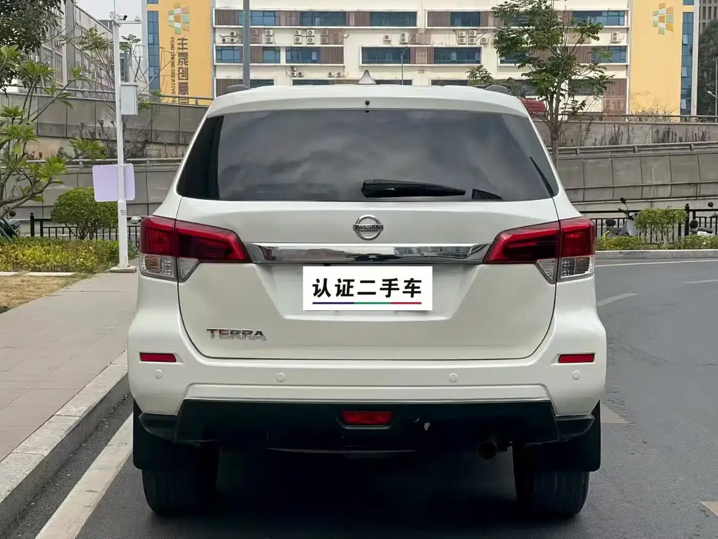 Terra 2018 2.5L Automatic 2WD Luxury Edition — миниатюра 4