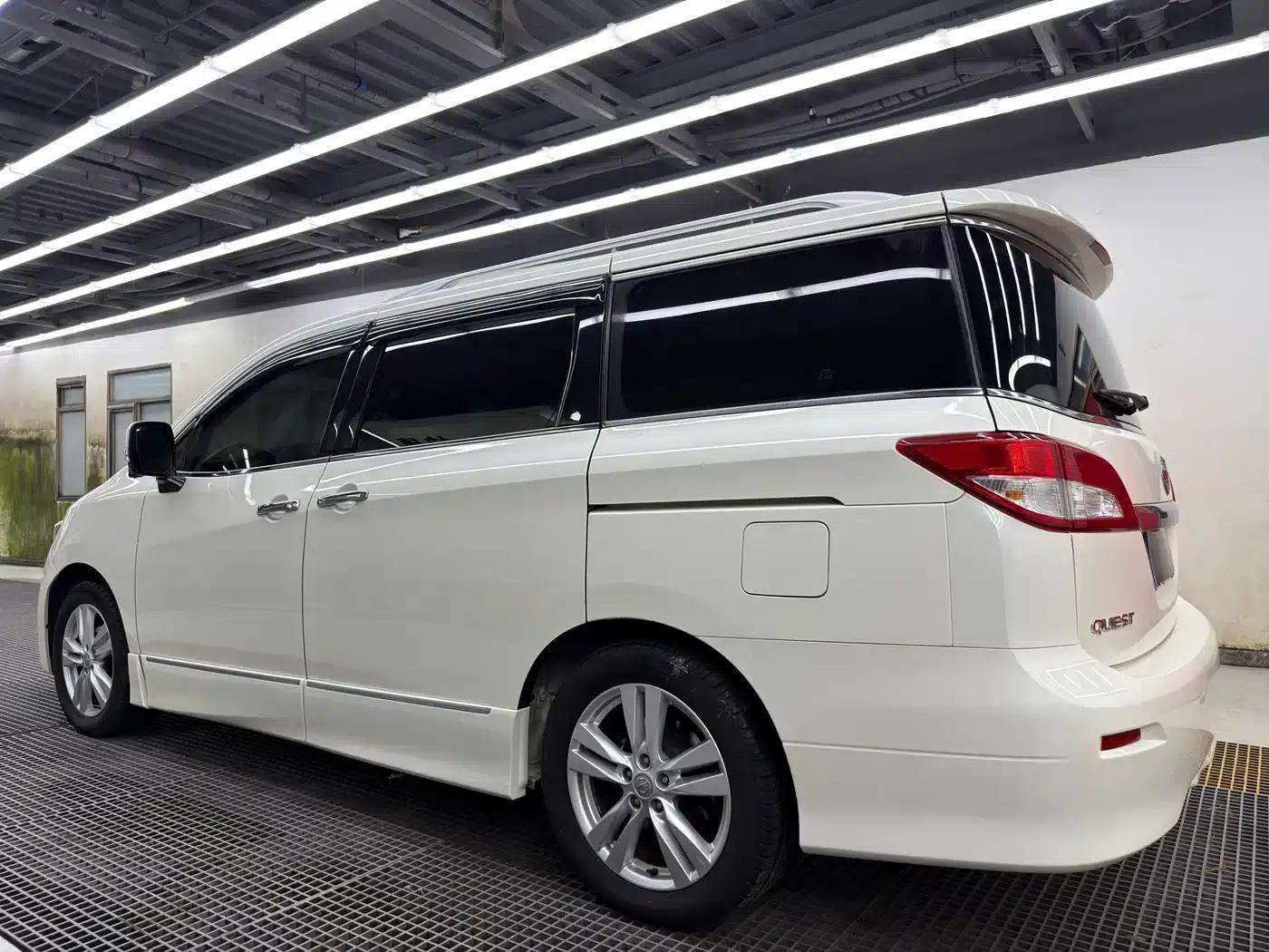 Quest 2015 3.5L SL — миниатюра 13