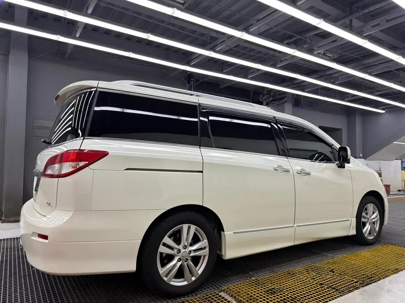 Quest 2015 3.5L SL — миниатюра 15