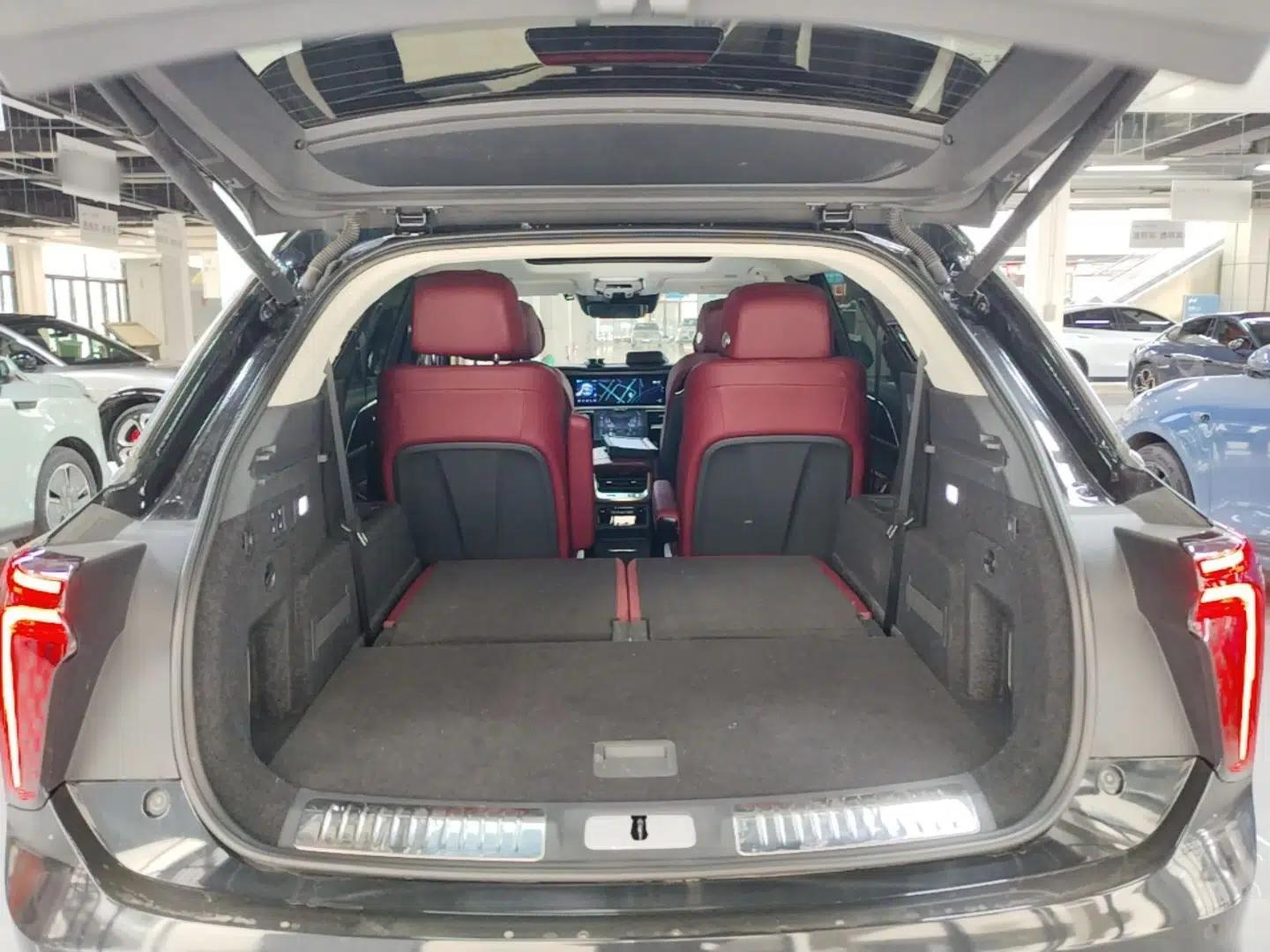 Hongqi E-HS9 2022 690 km Range Flagship Edition Six Seats — миниатюра 21