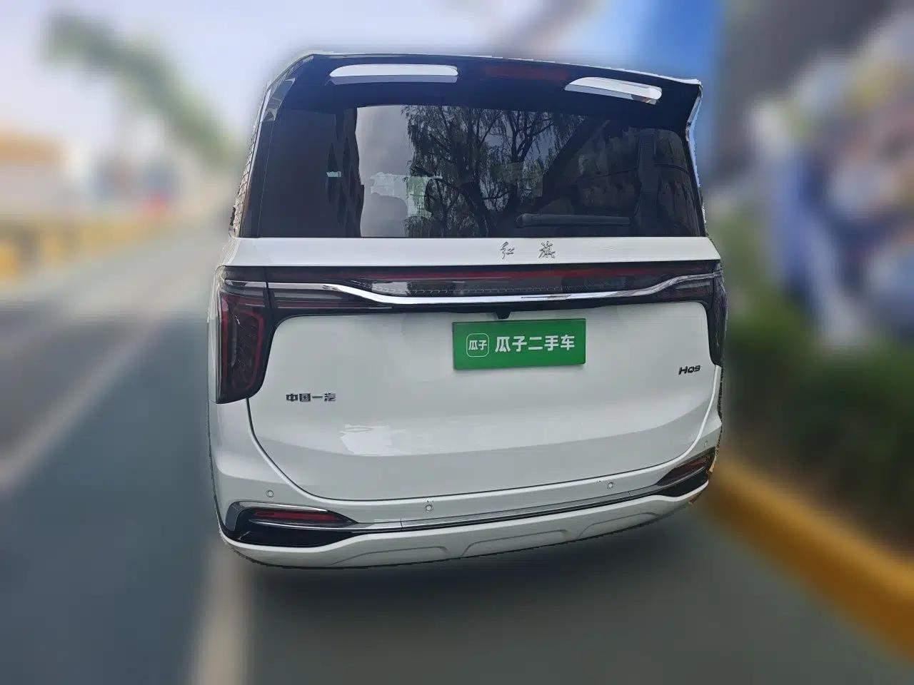 Hongqi HQ9 2023 2.0T Smart Connect Flagship Edition — миниатюра 5
