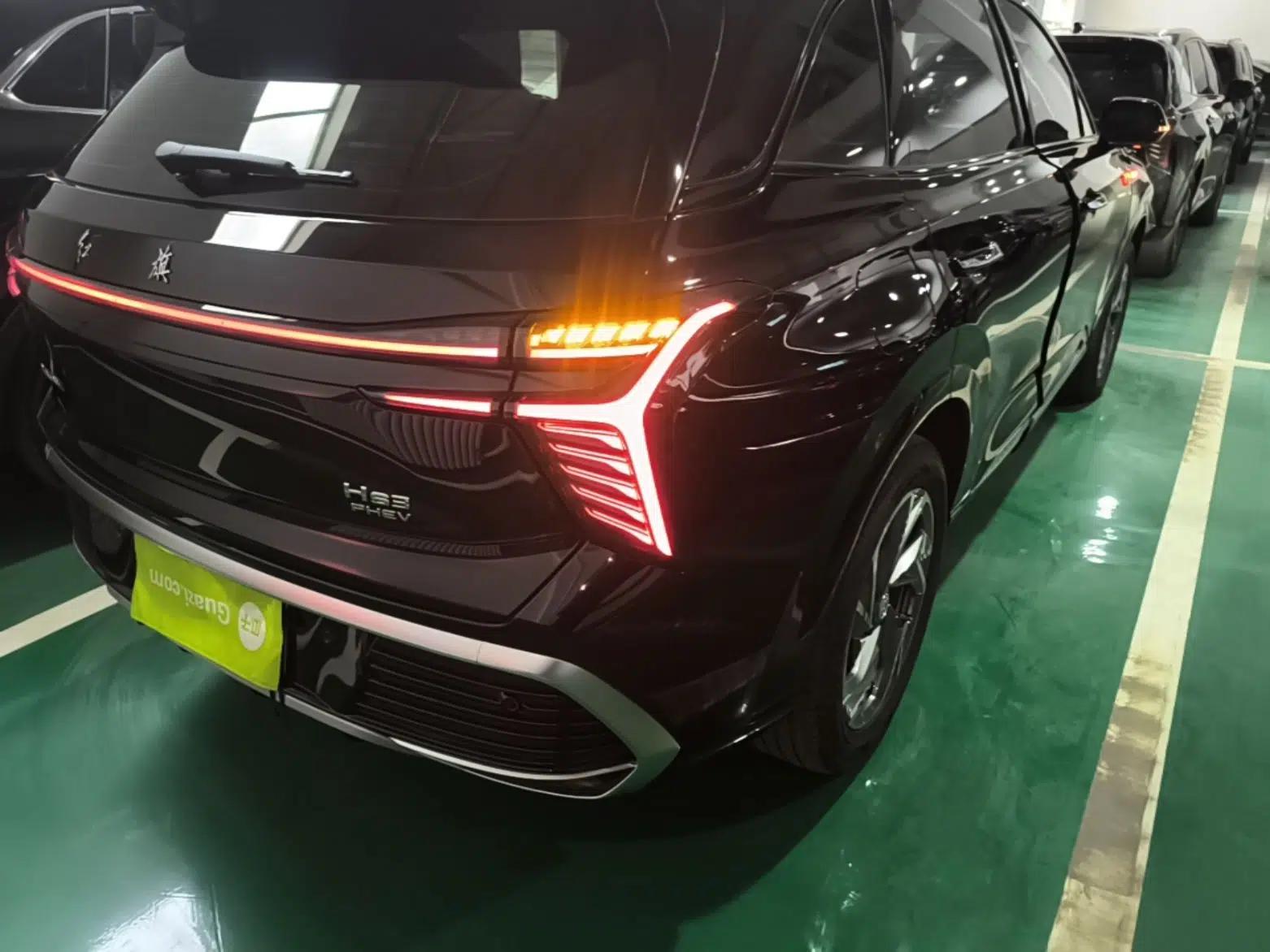 Hongqi HS3 PHEV 2024 PHEV 115km Jingwei Edition — миниатюра 7
