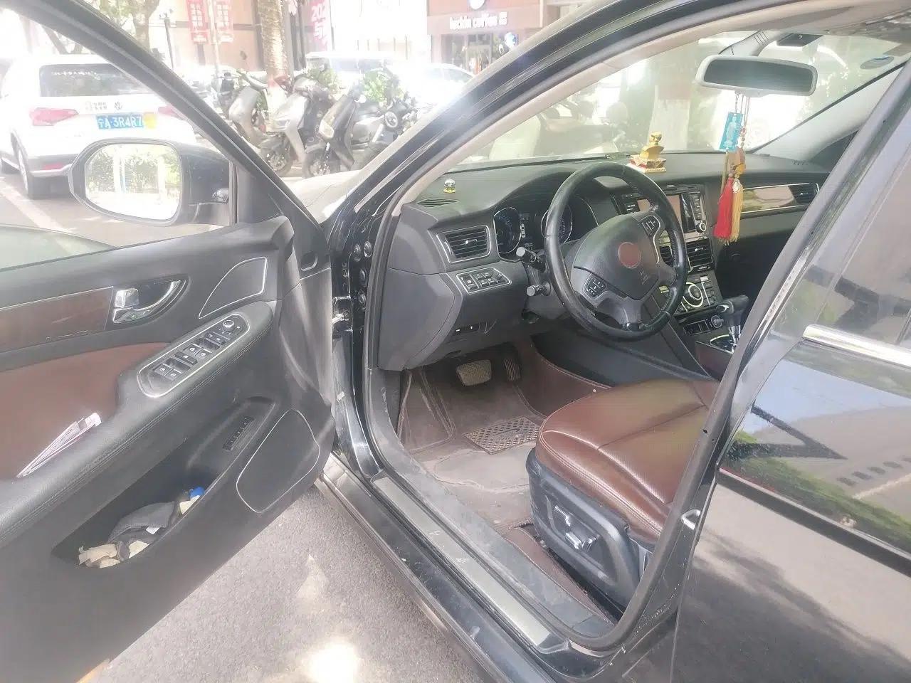 Hongqi H7 2015 2.0T Luxury Model — миниатюра 17