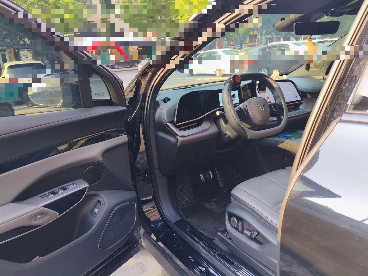 Hongqi Tiangong 08 2025 680 All-Wheel Drive Smart Selection Edition — миниатюра 17