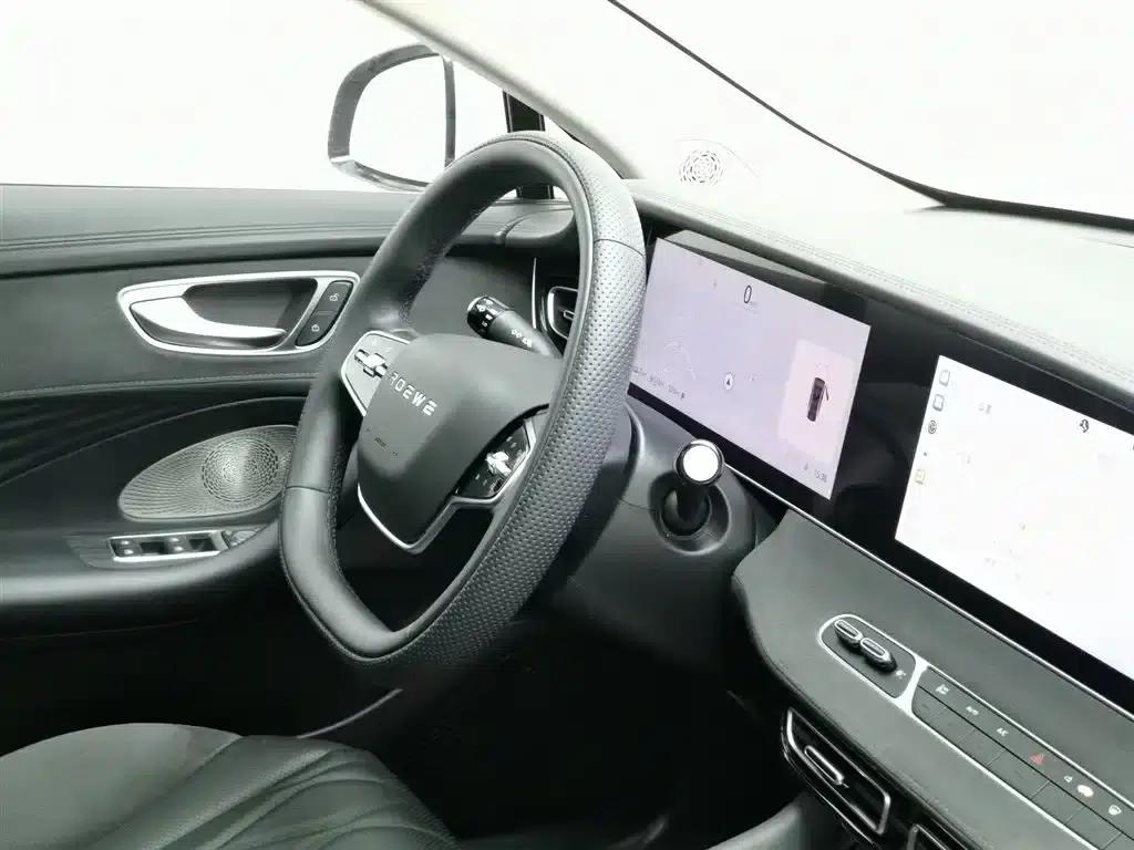 Roewe D7 2023 DMH 125km Premium Edition — миниатюра 22
