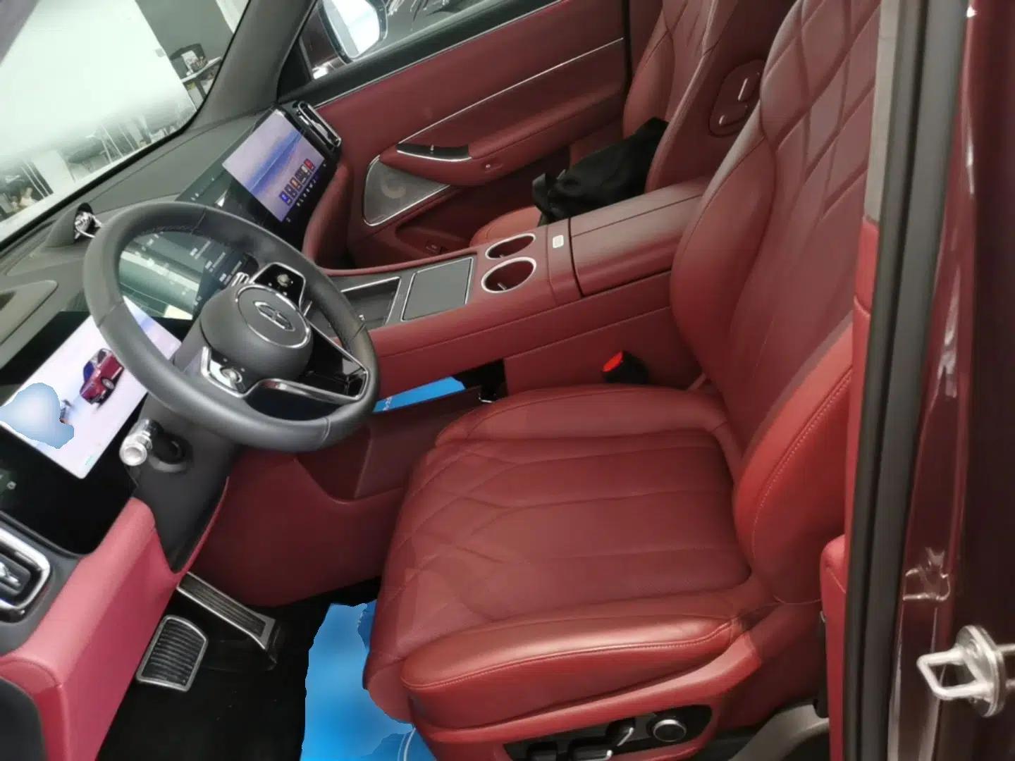 Hima AITO M8 2025 Extended-Range Ultra Version 53.4 kWh 5-Seater Edition — миниатюра 18