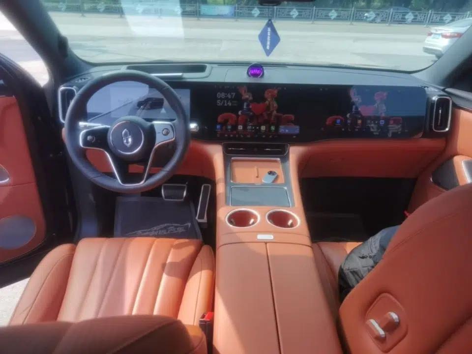 Hima AITO M8 2025 Extended-Range Max+ Version 53.4 kWh 5-Seater Edition — миниатюра 13