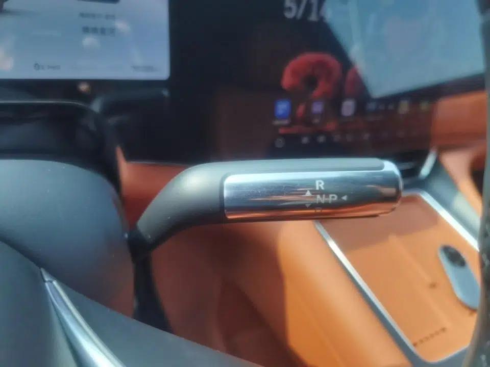 Hima AITO M8 2025 Extended-Range Max+ Version 53.4 kWh 5-Seater Edition — миниатюра 17