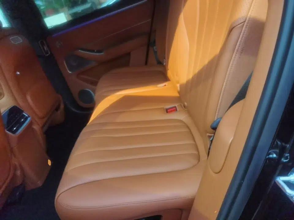 Hima AITO M8 2025 Extended-Range Max+ Version 53.4 kWh 5-Seater Edition — миниатюра 20