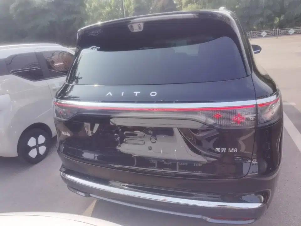 Hima AITO M8 2025 Extended-Range Max+ Version 53.4 kWh 5-Seater Edition — миниатюра 5