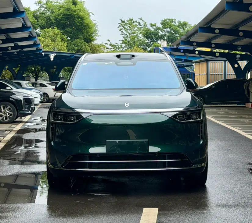 Hima AITO M8 2025 Extended-Range Ultra Version 53.4 kWh 6-Seater Edition — миниатюра 6