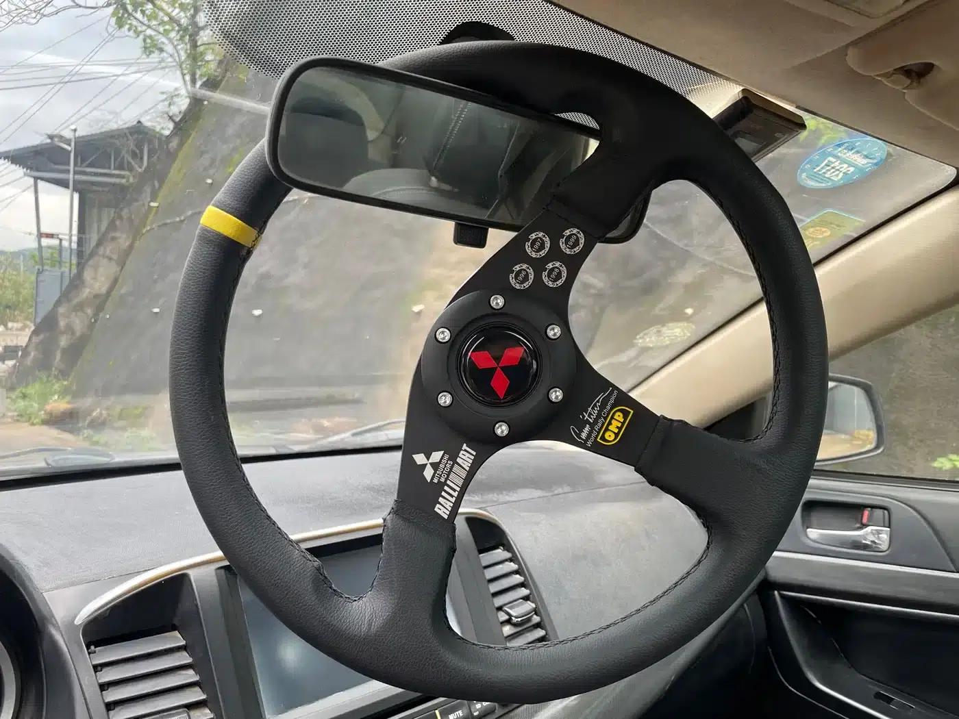 Lancer EX 2010 Luxury Edition 1.8L Manual — миниатюра 8