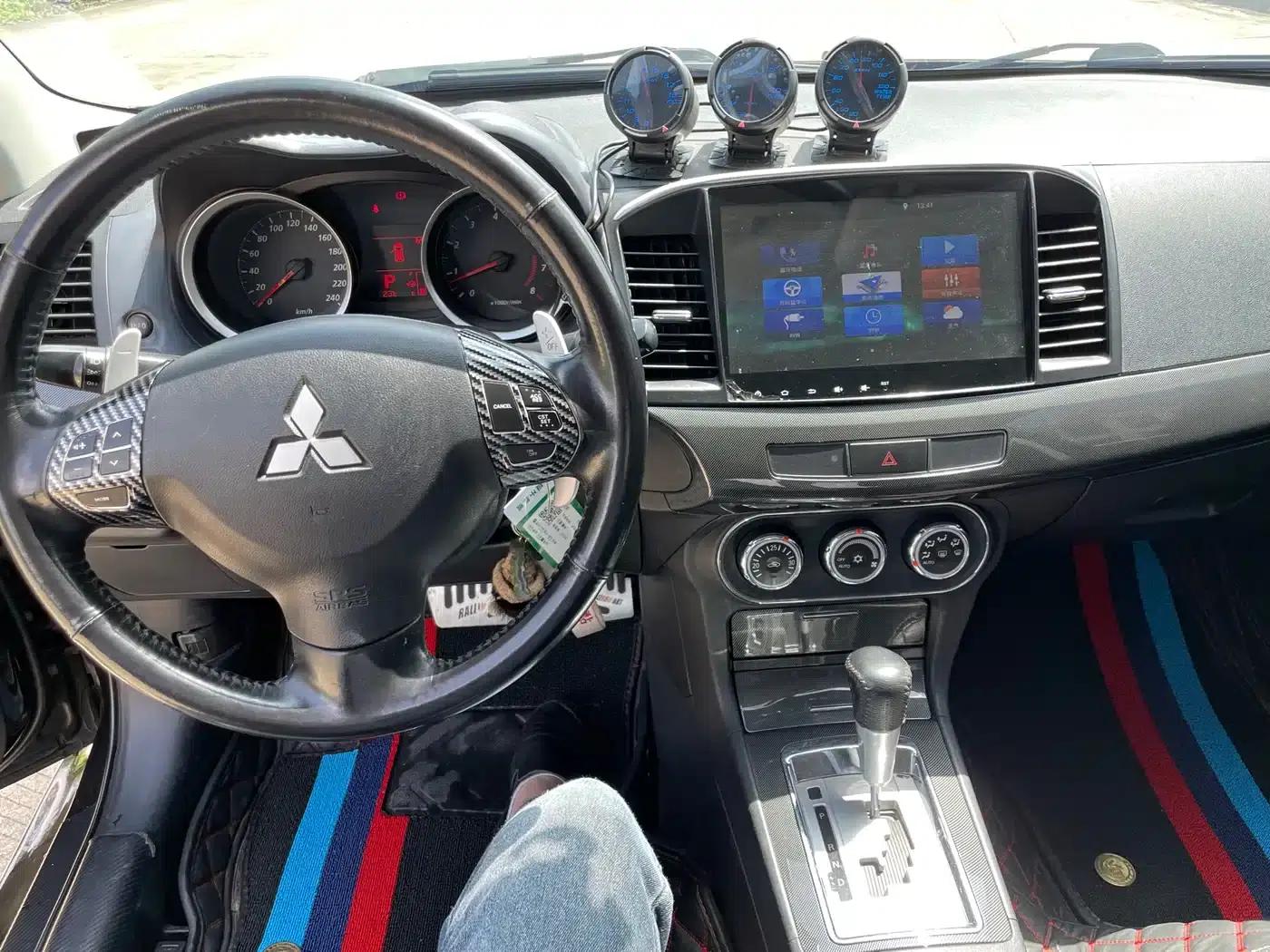 Lancer EX 2011 Yaris L 2.0L CVT Flagship Edition — миниатюра 14