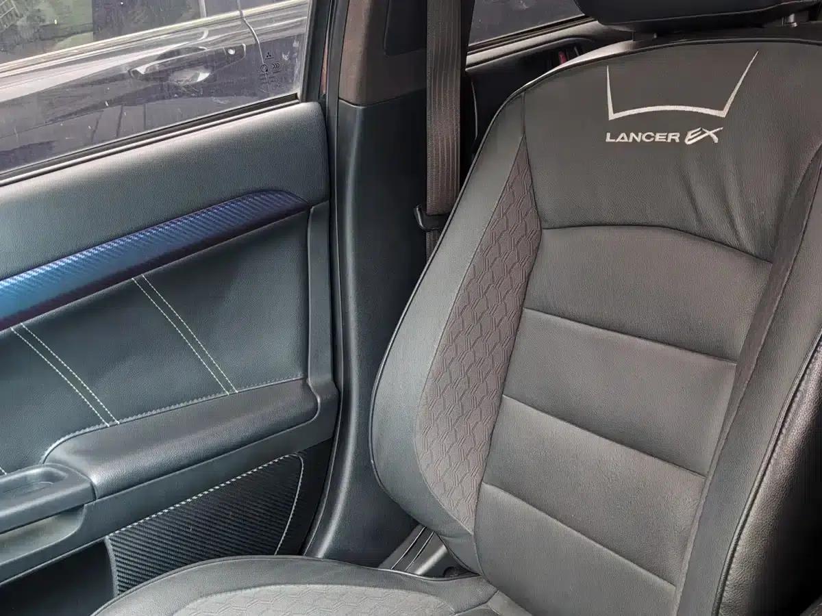 Lancer EX 2015 1.8L Manual Phantom Edition — миниатюра 5
