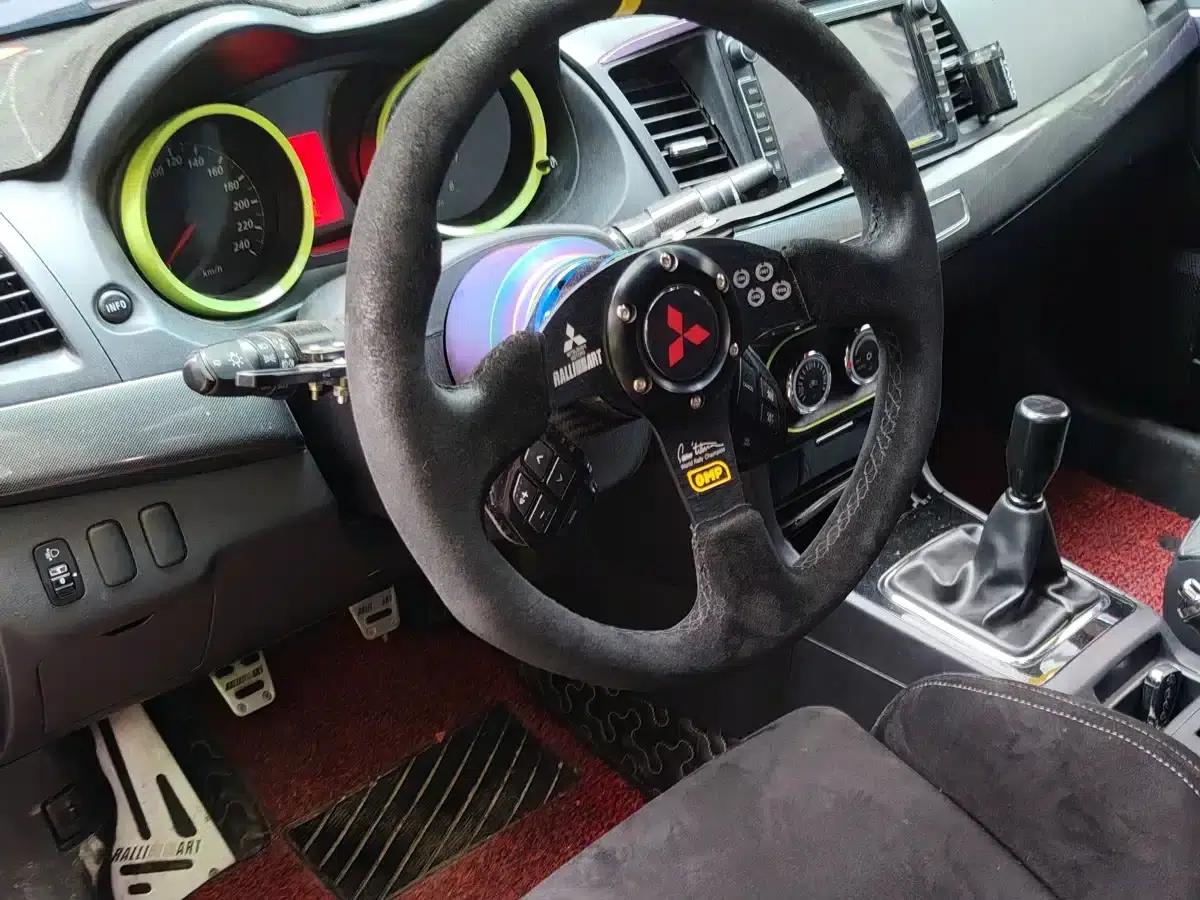 Lancer EX 2015 1.8L Manual Phantom Edition — миниатюра 7