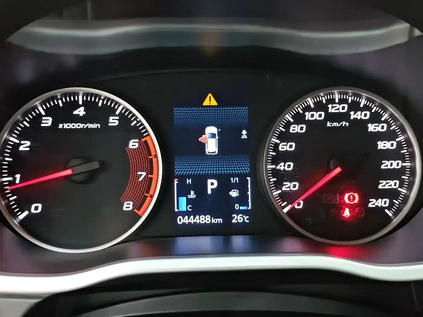Eclipse Cross 2022 1.5T CVT 2WD Fearless Edition — миниатюра 13