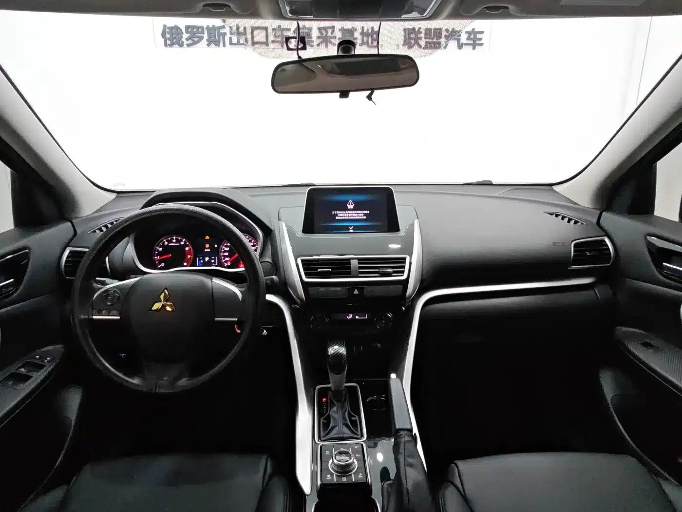 Eclipse Cross 2022 1.5T CVT 2WD Fearless Edition — миниатюра 10
