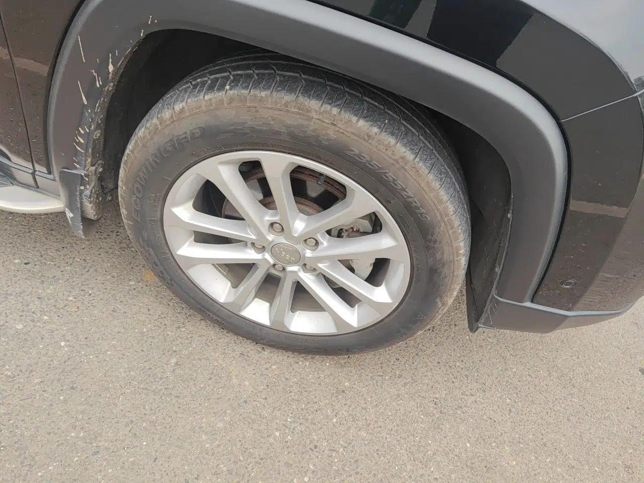 Jeep Grand Commander 2020 2.0T Two-Wheel Drive Elite Version — миниатюра 8