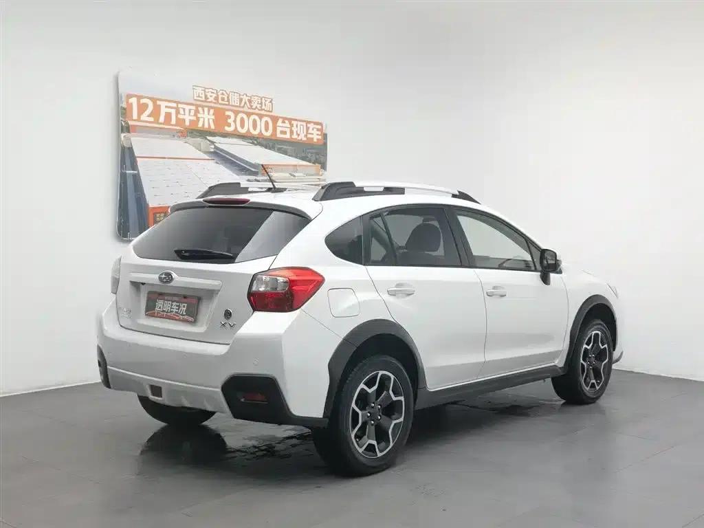 Subaru XV 2012 2.0i Luxury Edition — миниатюра 2