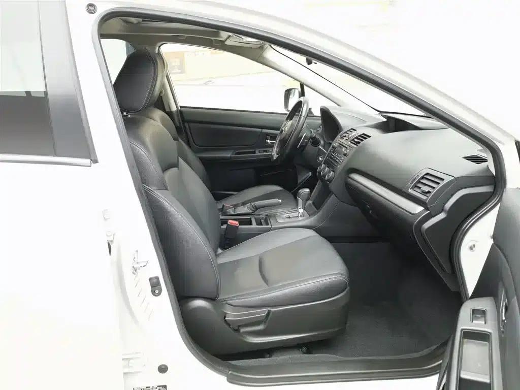 Subaru XV 2012 2.0i Luxury Edition — миниатюра 23