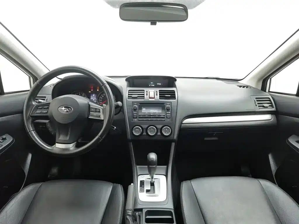 Subaru XV 2012 2.0i Luxury Edition — миниатюра 5