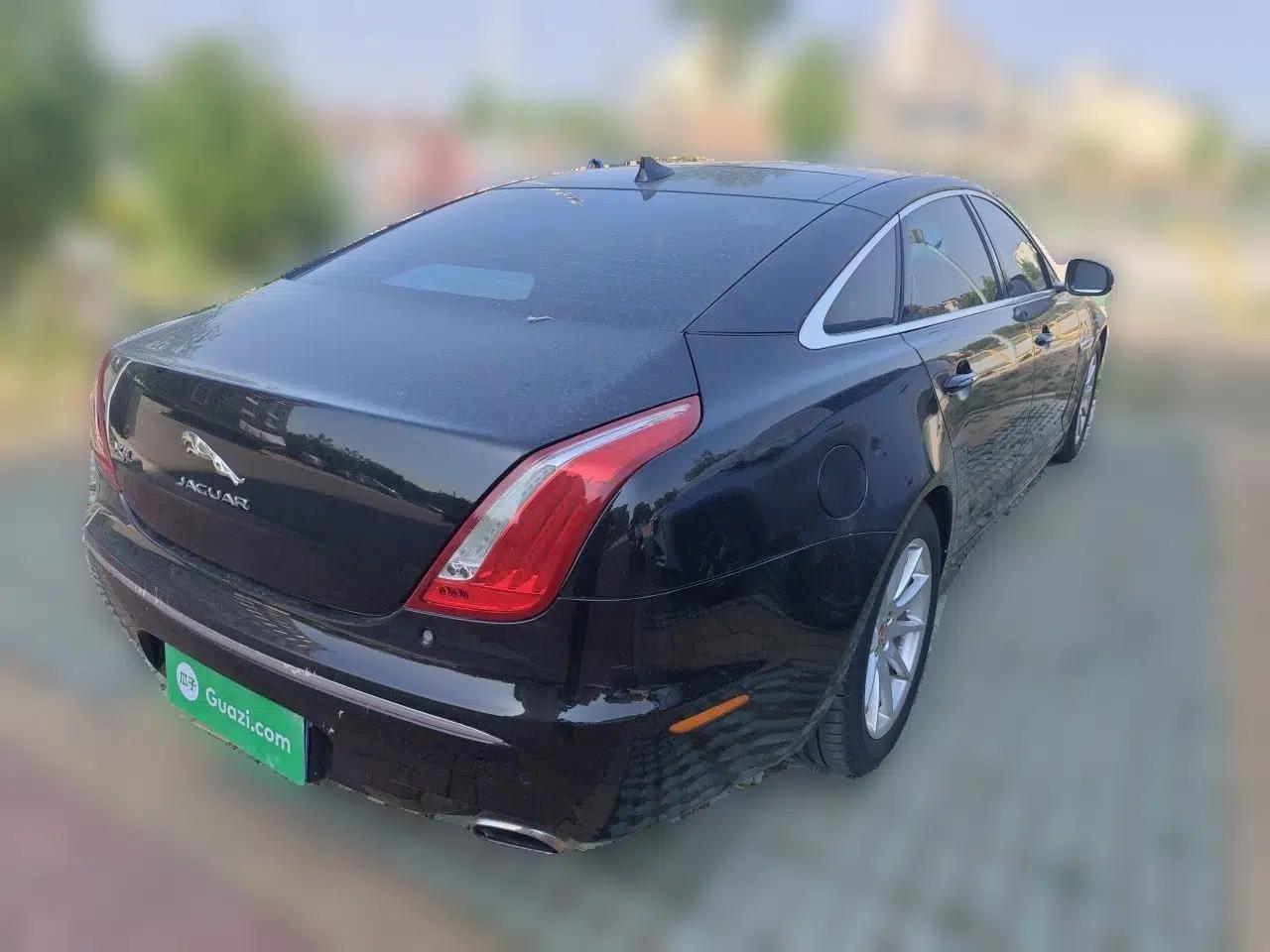 Jaguar XJ 2014 XJL 2.0T Two-Wheel-Drive Elegant Business Edition — миниатюра 6