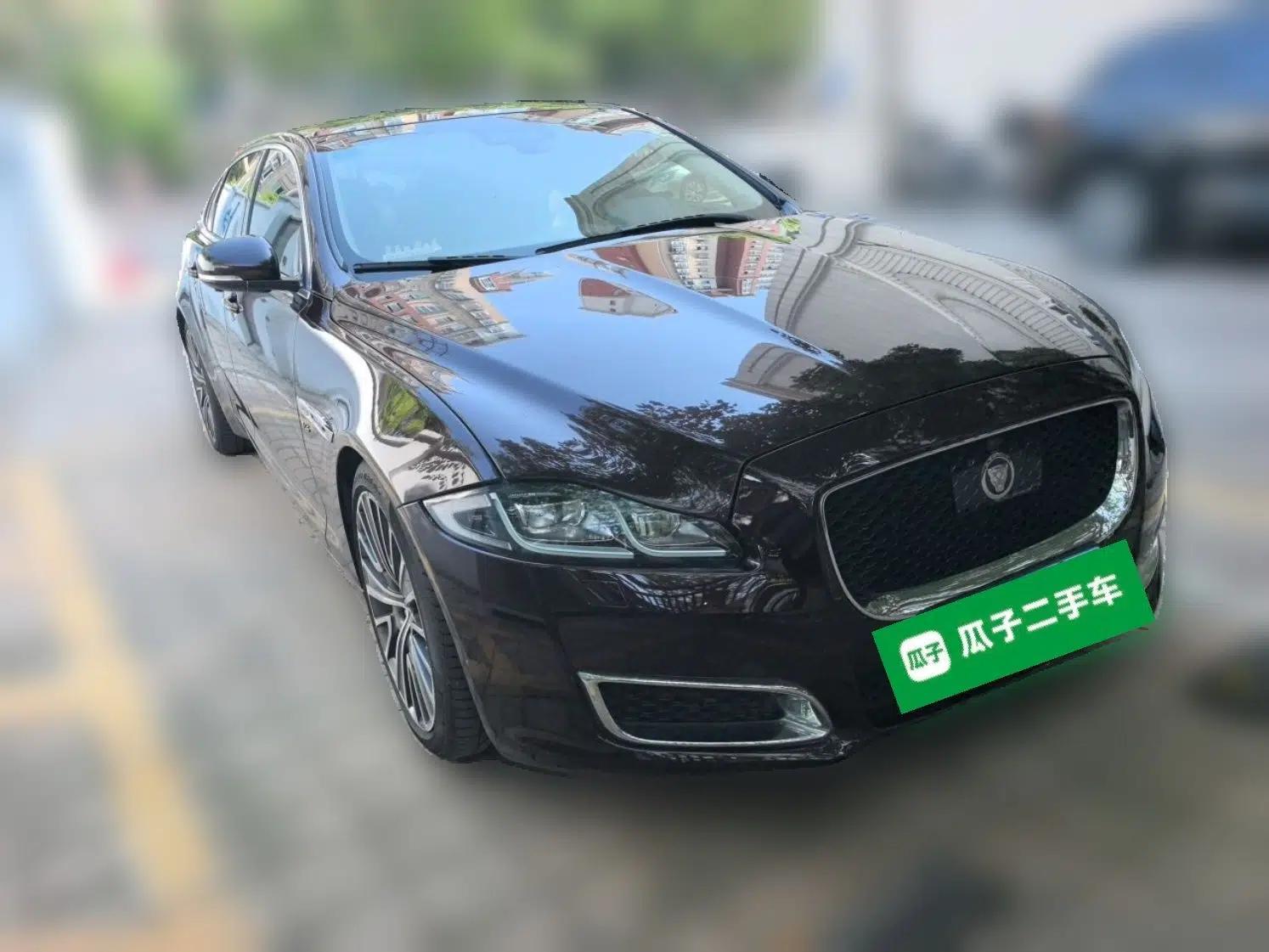 Jaguar XJ 2018 XJL 3.0 SC Two-Wheel-Drive Panoramic Business Edition — миниатюра 3