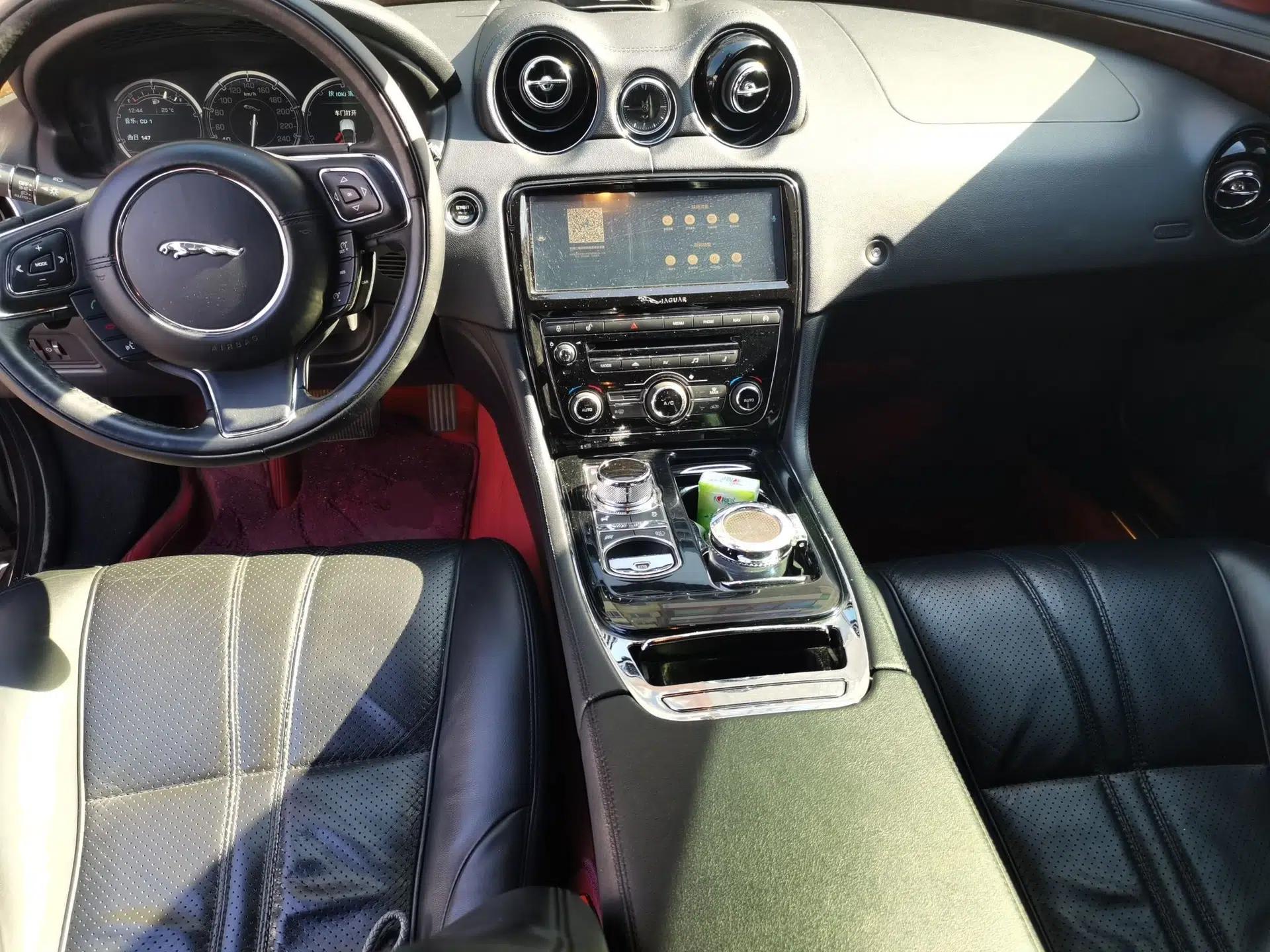 Jaguar XJ 2015 XJL 3.0 SC Four-Wheel Drive Luxury Business Edition — миниатюра 10