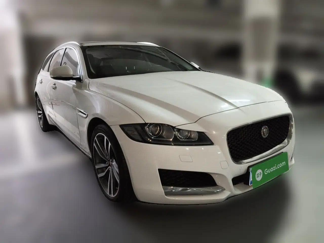 Jaguar XF 2018 XF Sportbrake 2.0T 250 PS Two-Wheel-Drive Luxury Edition — миниатюра 3