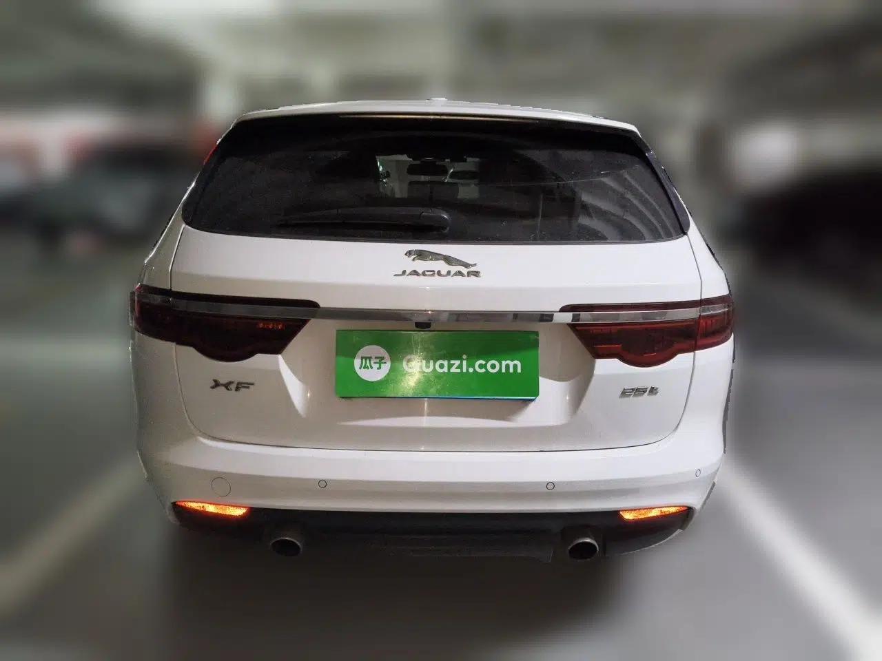 Jaguar XF 2018 XF Sportbrake 2.0T 250 PS Two-Wheel-Drive Luxury Edition — миниатюра 5