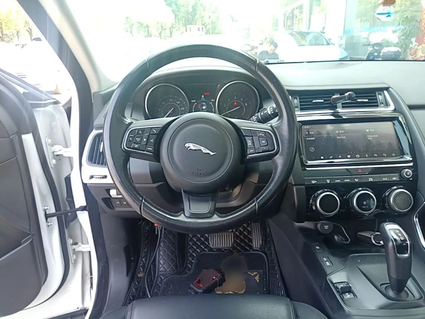 Jaguar E-PACE 2018 P250 S China VI — миниатюра 14
